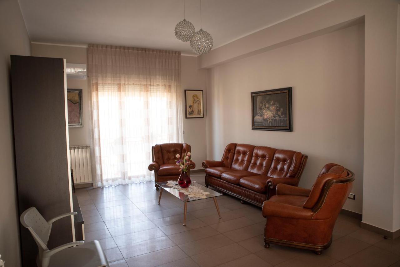 Come A Casa Panoramico E Centralissimo Apartment Canicatti Luaran gambar